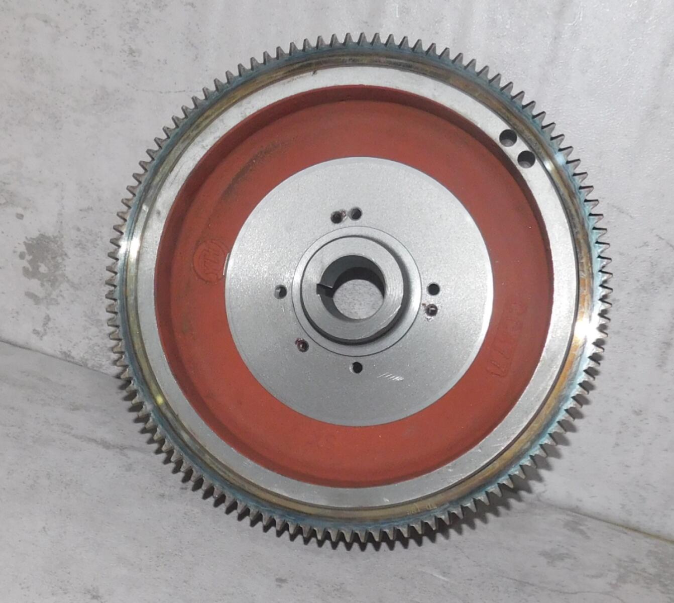 Маховик SDG 9000(..),LT1100FE (в сборе с венцом) Lt / Flywheel with crown assembly LT1100FE (1.02.05.02.0006) Маховик SDG 9000(..),LT1100FE (в сборе с венцом) Lt / Flywheel with crown assembly LT1100FE (1.02.05.02.0006)