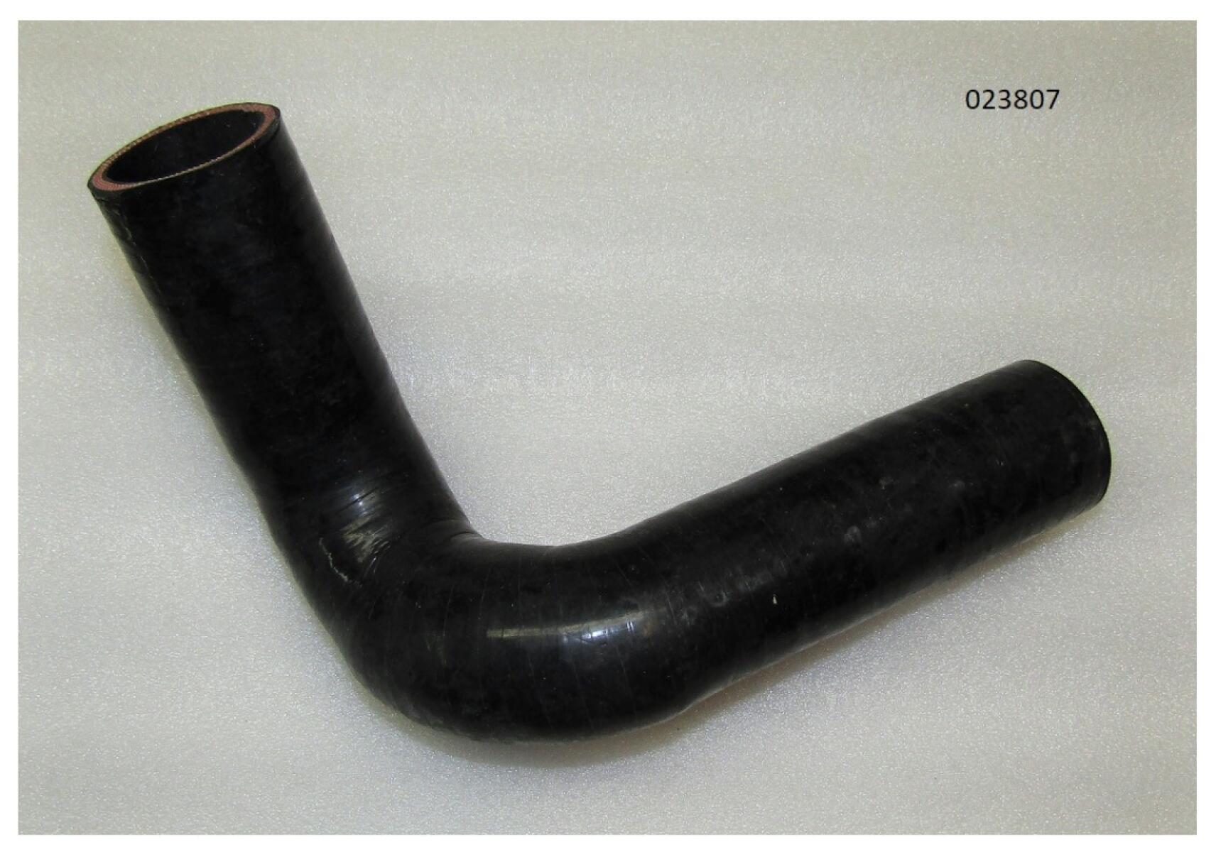 Патрубок радиатора верхний Ricardo Y485BZD; TDК 22 4L (48х38х150х130х200) /Radiator, Rubber hose, wa Патрубок радиатора верхний Ricardo Y485BZD; TDК 22 4L (48х38х150х130х200) /Radiator, Rubber hose, wa