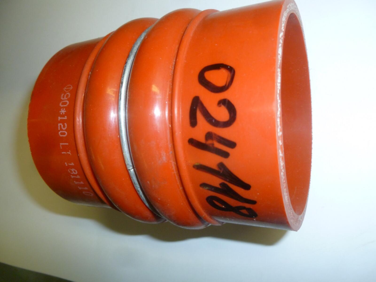 Патрубок воздушный от турбины к нижнему выходу интеркулера TDH322 6LTE/Variable diameter tube Патрубок воздушный от турбины к нижнему выходу интеркулера TDH322 6LTE/Variable diameter tube