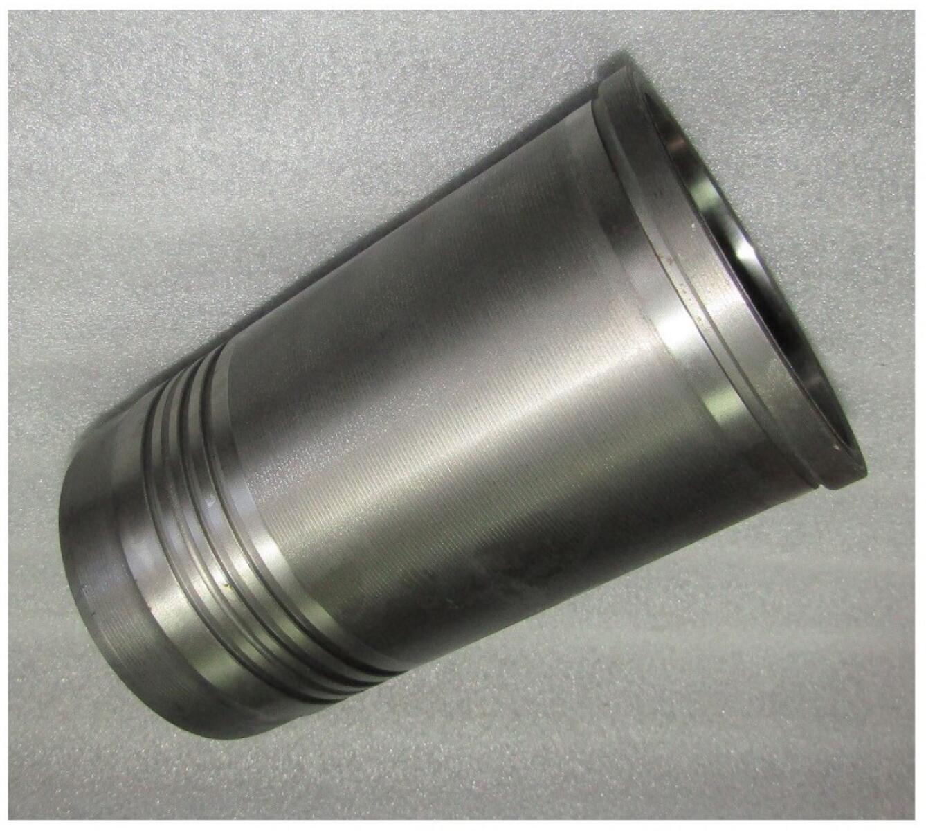 Гильза цилиндра (D=110 мм) Ricardo R6110ZLDS; TDK 170 6LT/Cylinder Liner Гильза цилиндра (D=110 мм) Ricardo R6110ZLDS; TDK 170 6LT/Cylinder Liner