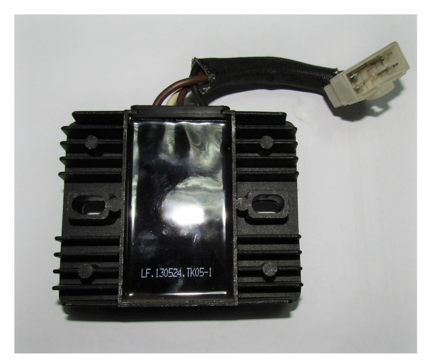 Реле зарядки АКБ SGG10000 (4 контакта)/Charging voltage regulator relay Реле зарядки АКБ SGG10000 (4 контакта)/Charging voltage regulator relay