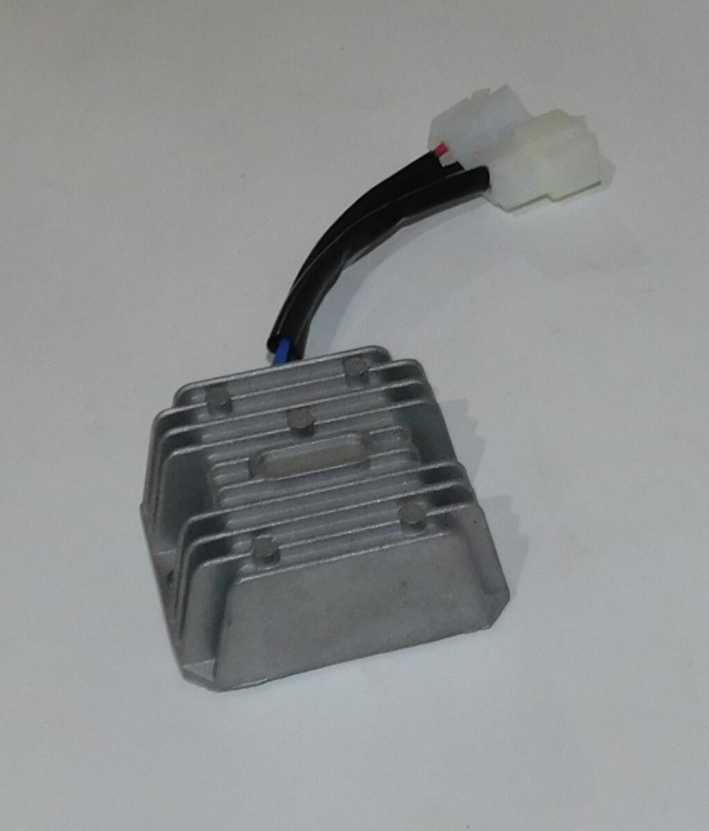 Реле зарядки АКБ SGG 17000EH3A-18000EH3A,2V90F / Charging voltage regulator relay 14V (31140-A2910-0004) Реле зарядки АКБ SGG 17000EH3A-18000EH3A,2V90F / Charging voltage regulator relay 14V (31140-A2910-0004)