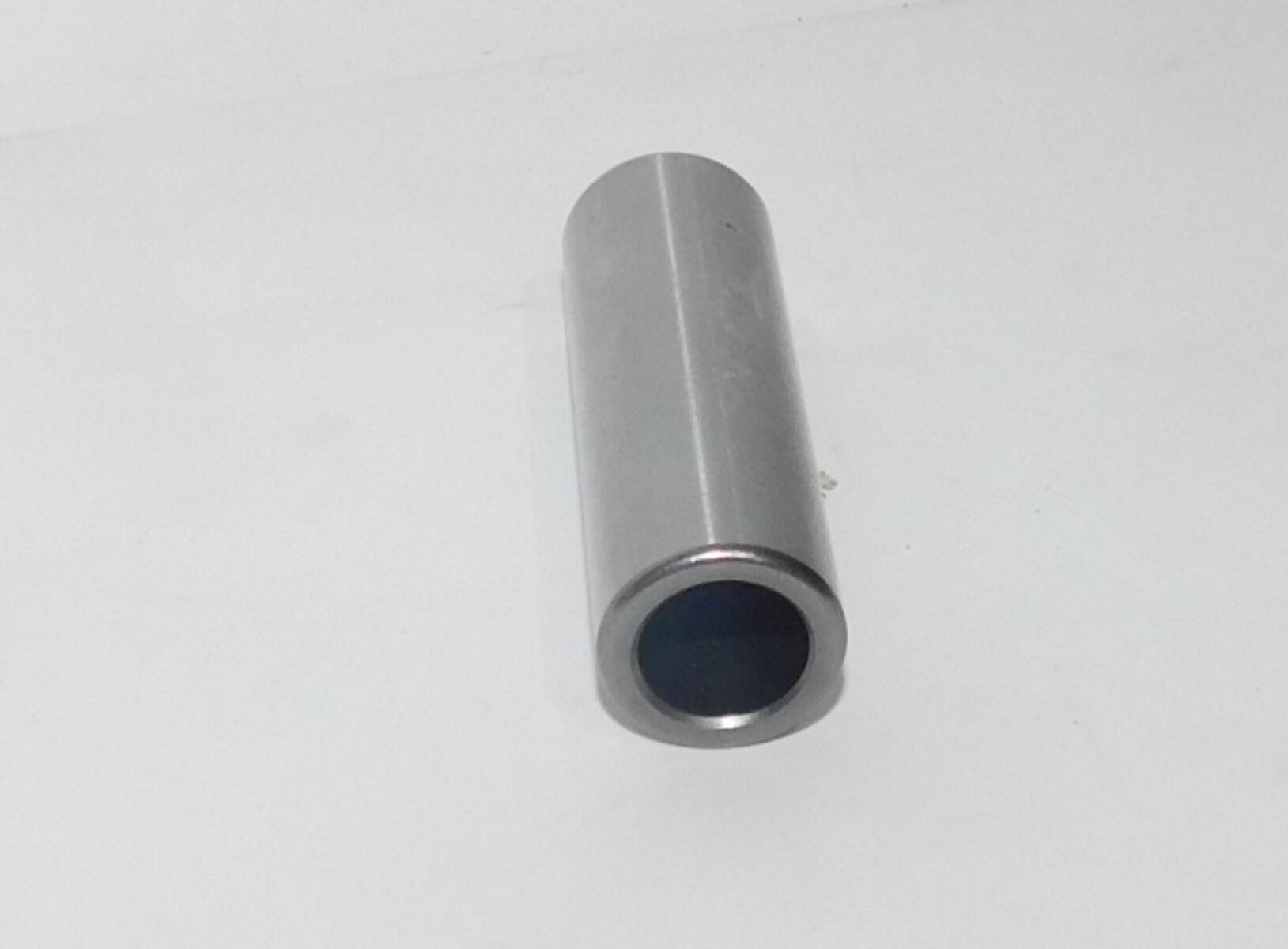 Палец поршневой SGG 12000(..), LC2V80FD/ Piston pin (130060054-0001) Палец поршневой SGG 12000(..), LC2V80FD/ Piston pin (130060054-0001)
