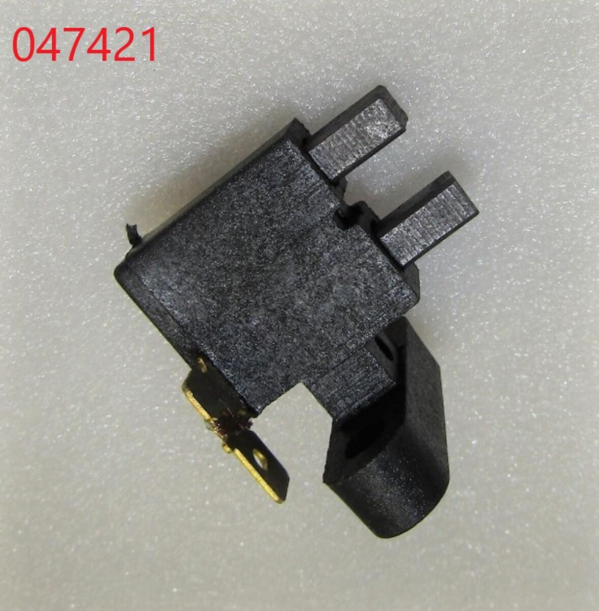 Щеткодержатель со щетками в сборе SGG 2000N-3200EN Duplex / Carbon brush (04.08.31323-200001-00) Щеткодержатель со щетками в сборе SGG 2000N-3200EN Duplex / Carbon brush (04.08.31323-200001-00)