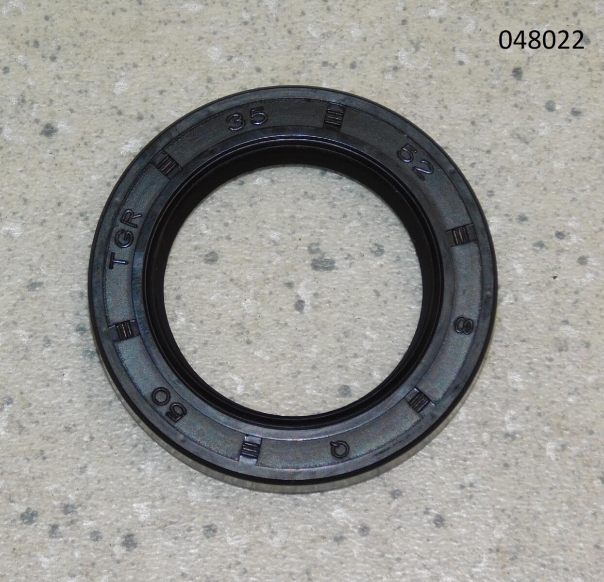 Сальник (35х52х8) вала коленчатого SGG 5000(..)-8000(..),KM190F,KM192FP / Oil seal (04.01.90682-18801-00) Сальник (35х52х8) вала коленчатого SGG 5000(..)-8000(..),KM190F,KM192FP / Oil seal (04.01.90682-18801-00)