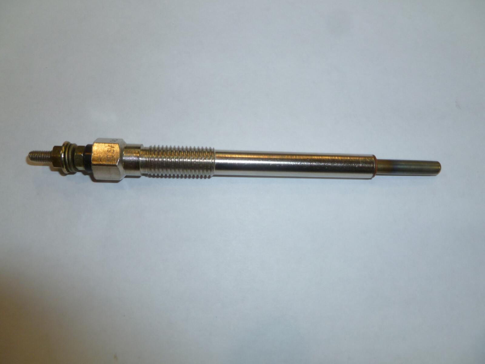 Свеча накаливания TDQ 30 4L (М10х1,25 х135 )/Glow plug