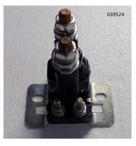Реле стартера 6CTA8.3-G1/Starter relay (3916302)