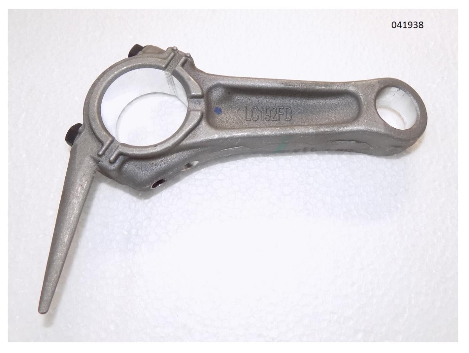 Шатун в сборе SGG 9000(.L.),LC192FD / Connecting rod (130150143-0001) Шатун в сборе SGG 9000(.L.),LC192FD / Connecting rod (130150143-0001)