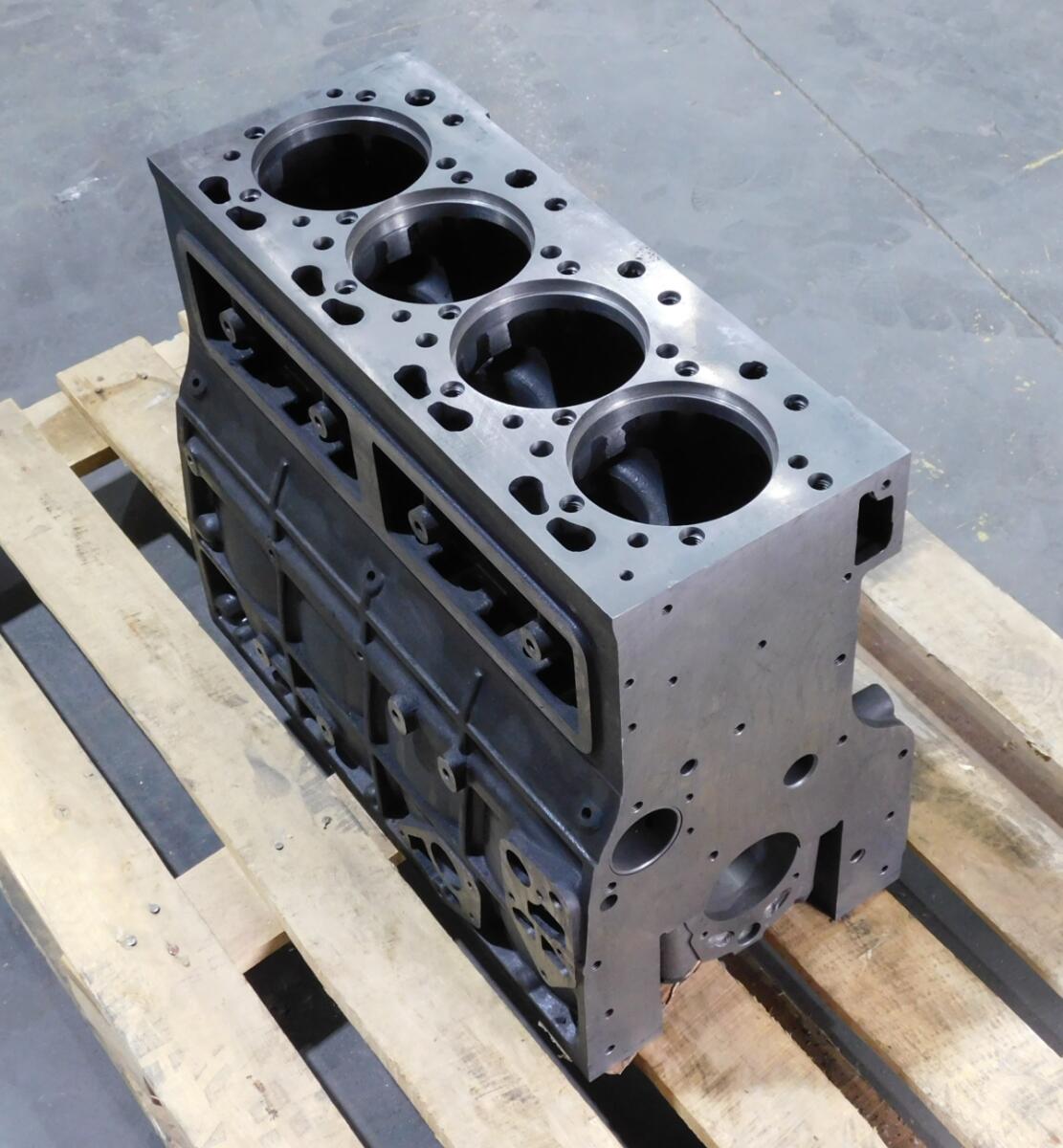 Блок цилиндров Ricardo N4105ZLDS; TDK-N 66 4L/Cylinder block Блок цилиндров Ricardo N4105ZLDS; TDK-N 66 4L/Cylinder block