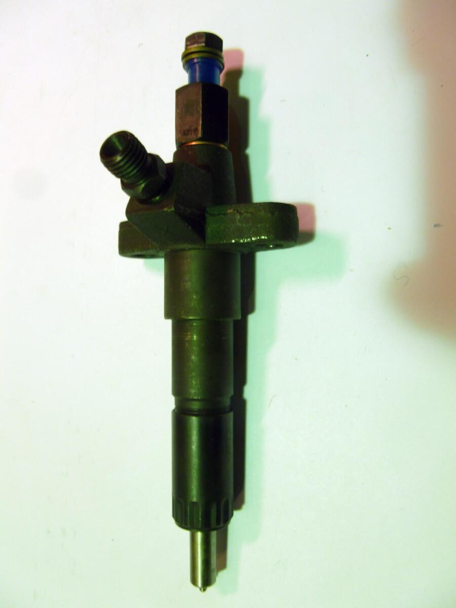 Форсунка топливная TDY 30 4L ( L=171) /Injector (Y4100Q-10300) Форсунка топливная TDY 30 4L ( L=171) /Injector (Y4100Q-10300)
