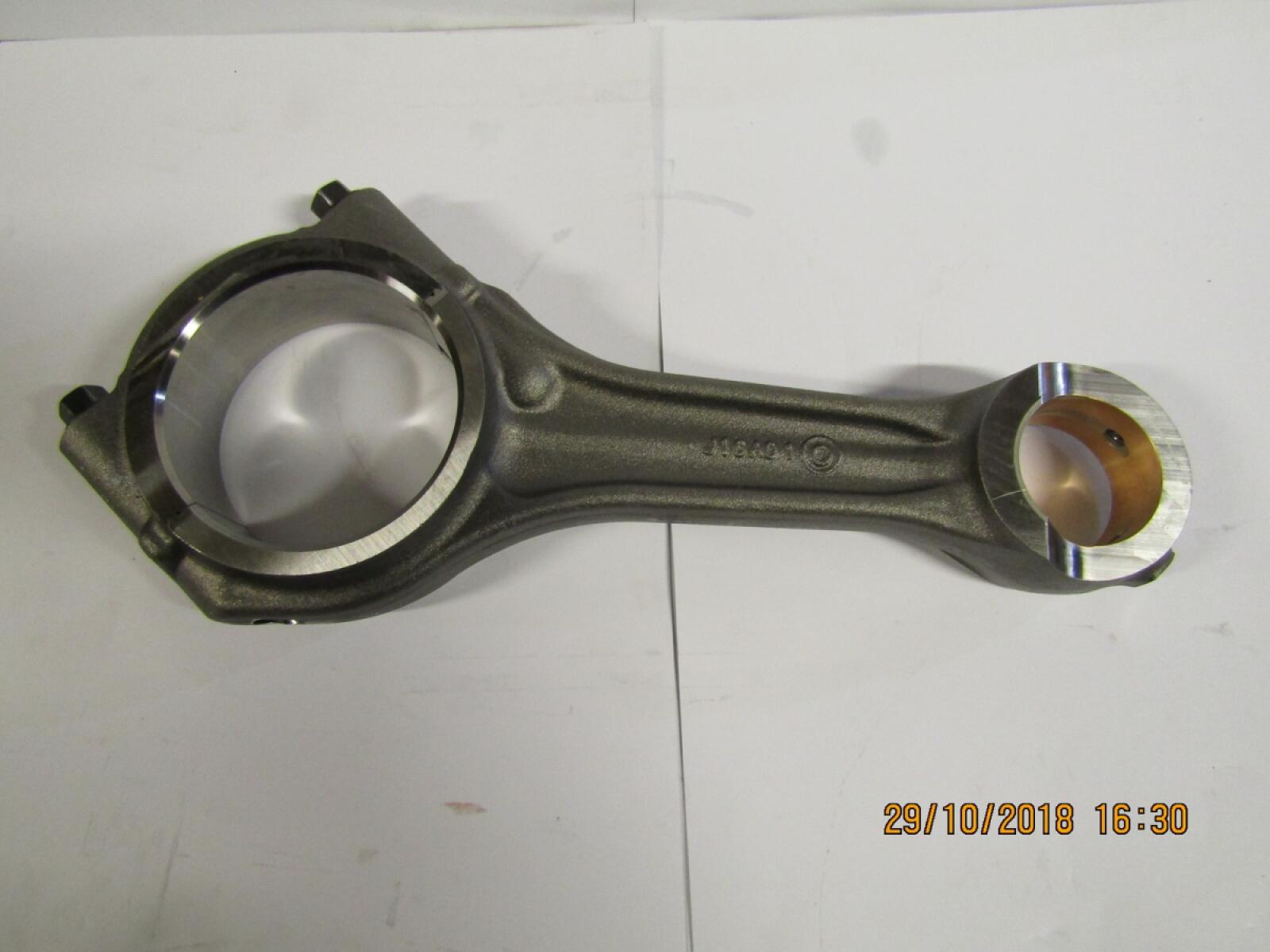 Шатун в сборе 6M26/Connecting Rod Assembly (1000645680) Шатун в сборе 6M26/Connecting Rod Assembly (1000645680)