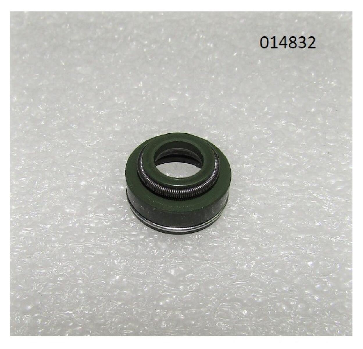 Колпачок маслосъемный SGG 7500(..),SC192FD Sc / Valve oil seal (14444-E88F-В000) Колпачок маслосъемный SGG 7500(..),SC192FD Sc / Valve oil seal (14444-E88F-В000)