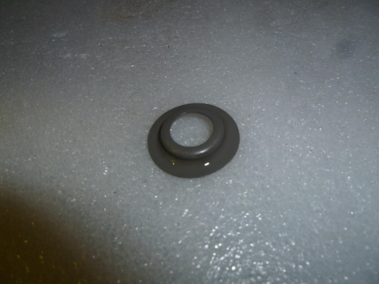 Тарелка нижняя пружины выпускного клапана SGG 7500(..),SC192FD Sc / Retainer exhaust valve spring (14448-E88F-0000) Тарелка нижняя пружины выпускного клапана SGG 7500(..),SC192FD Sc / Retainer exhaust valve spring (14448-E88F-0000)