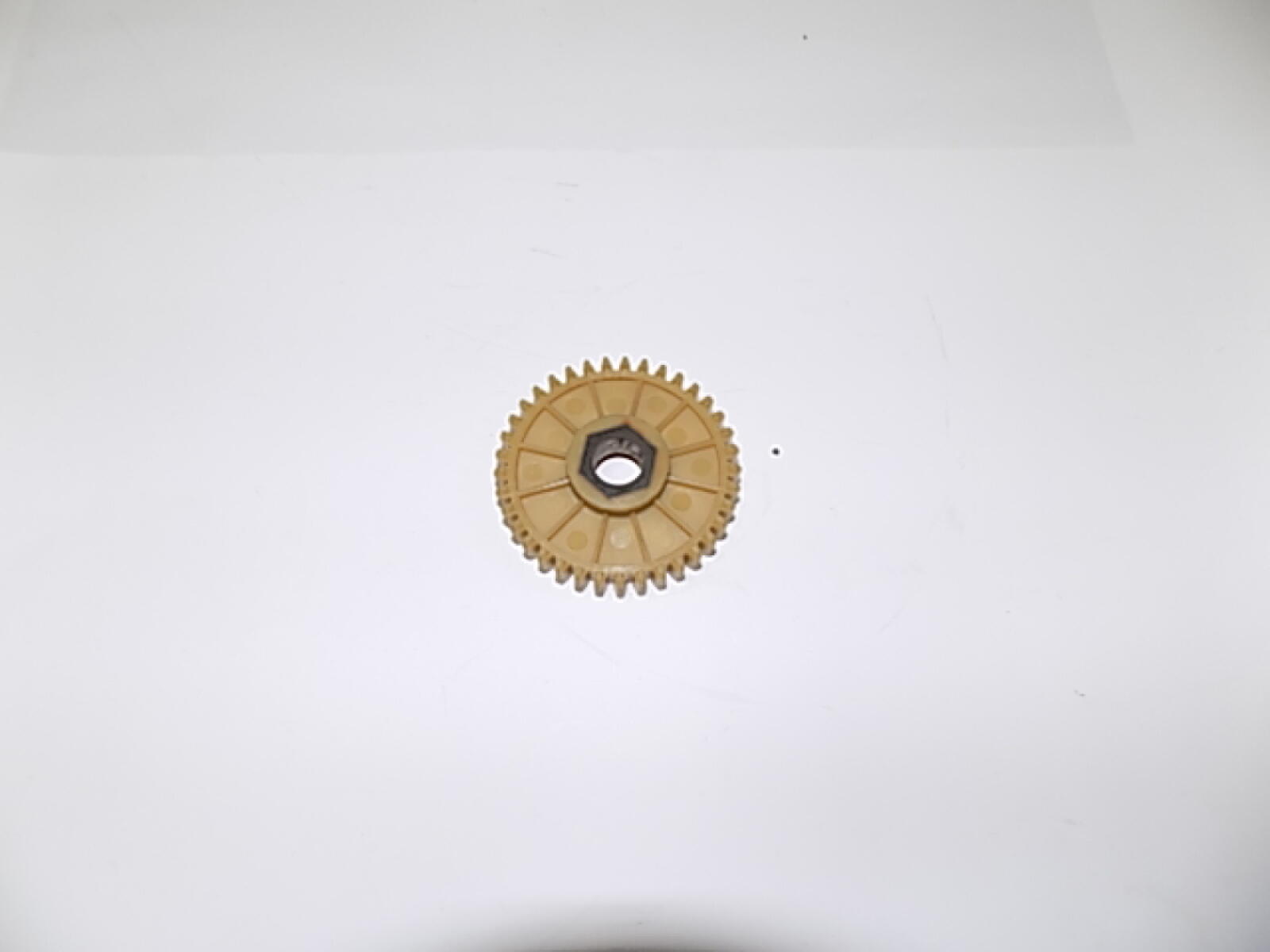 Шестерня привода насоса водяного KM2V80/Water pump drive gear