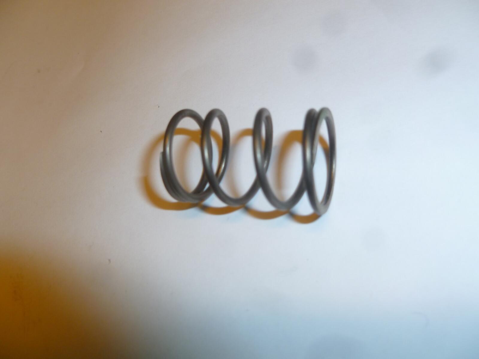 Пружина клапана GX160/Valve spring Пружина клапана GX160/Valve spring