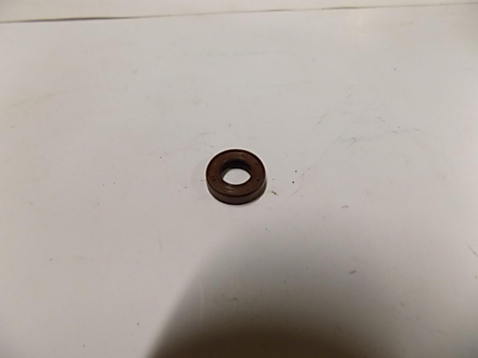 Сальник вилки привода ТНВД / Oil seal (S170F-11008) Сальник вилки привода ТНВД / Oil seal (S170F-11008)