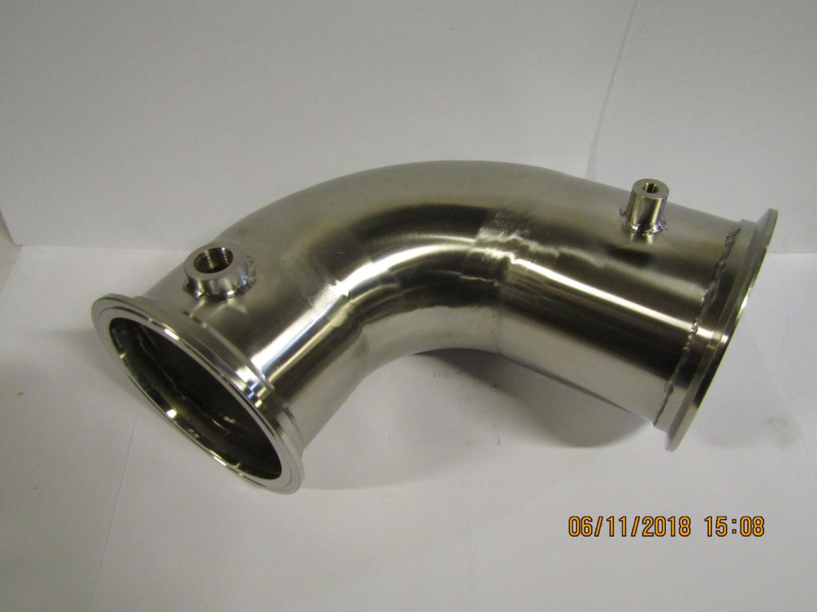 Патрубок радиатора металлический 6M33/Intercool Pipe Assembly (1000081469) Патрубок радиатора металлический 6M33/Intercool Pipe Assembly (1000081469)