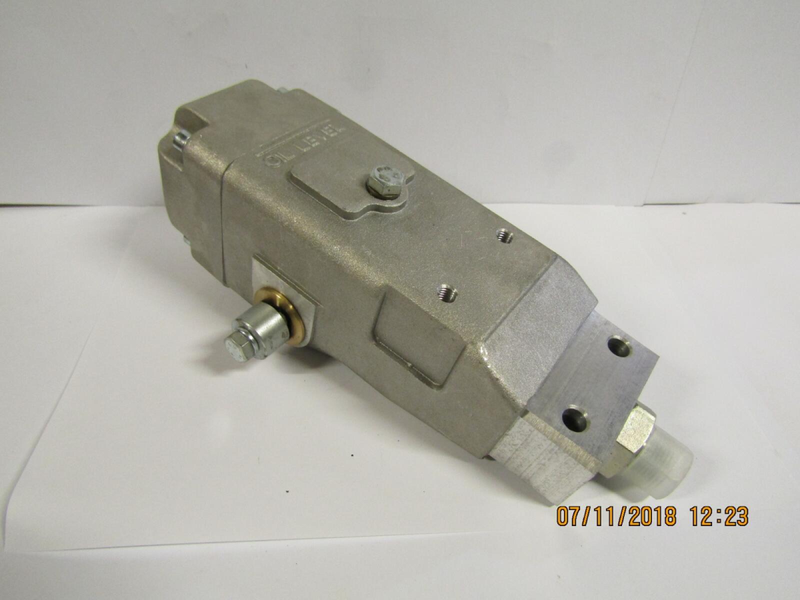 Насос управления реверсом в сборе TSS-СР-240/HAND PUMP ASSEMBLY Насос управления реверсом в сборе TSS-СР-240/HAND PUMP ASSEMBLY