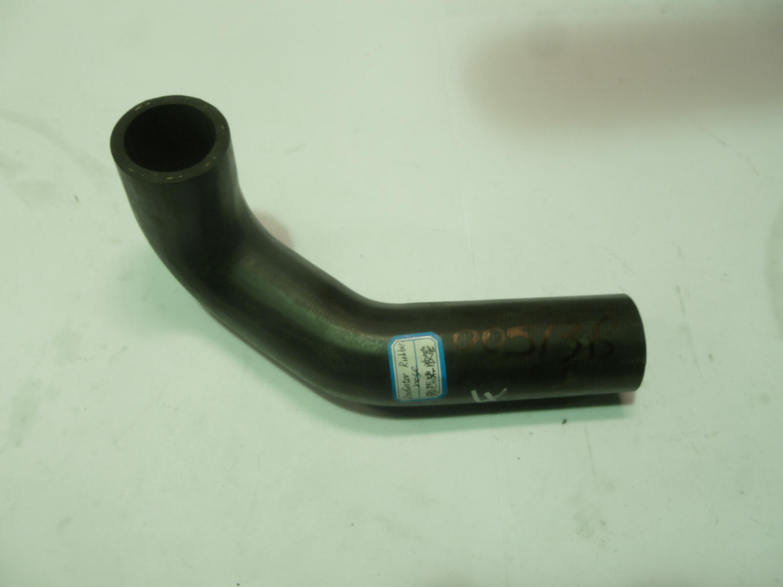 Патрубок радиатора верхний TDQ 38 4L (48х38х280мм) /Radiator Rubber hose Патрубок радиатора верхний TDQ 38 4L (48х38х280мм) /Radiator Rubber hose