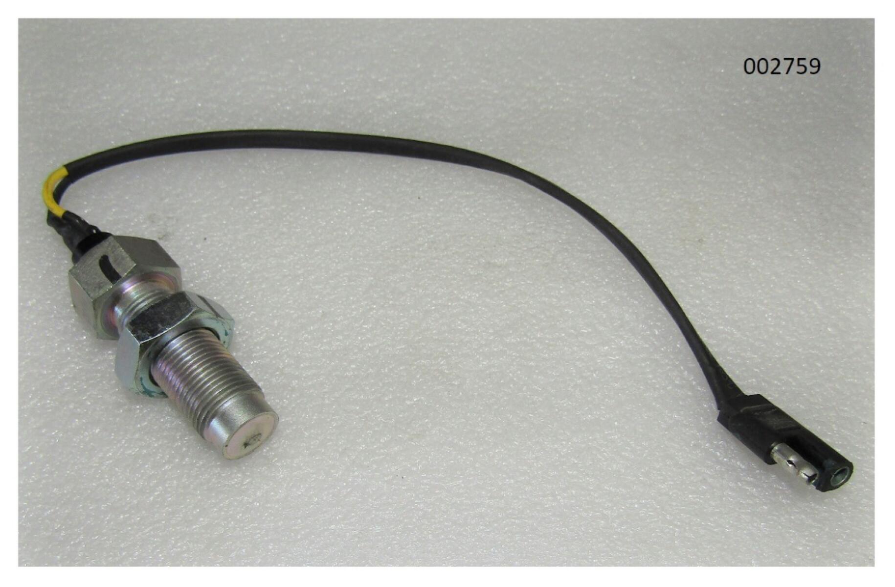 Датчик оборотов двигателя Ricardo R6105AZLDS1; TDK 110 6LT(M18х48)/Engine speed sensor Датчик оборотов двигателя Ricardo R6105AZLDS1; TDK 110 6LT(M18х48)/Engine speed sensor