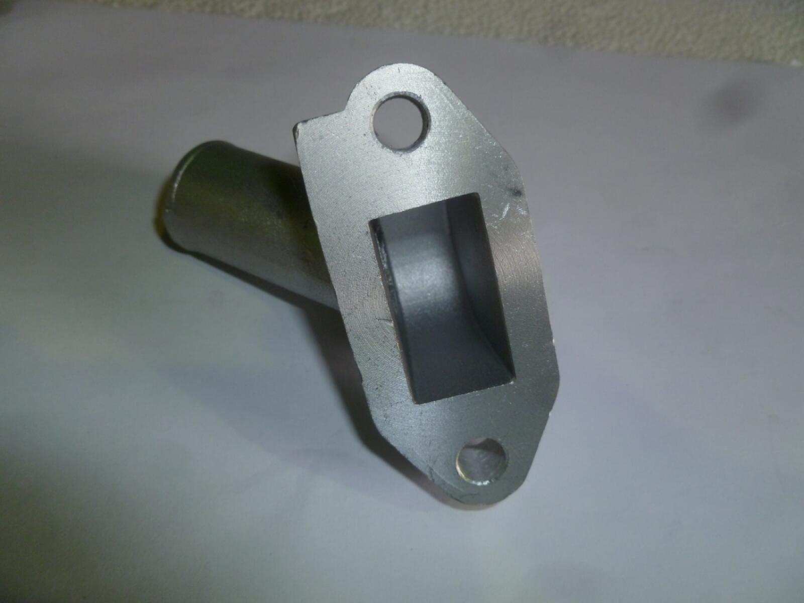 Штуцер входной насоса водяного KM376AG / Intake Pipe Base (KM376AG- 1307005) Штуцер входной насоса водяного KM376AG / Intake Pipe Base (KM376AG- 1307005)