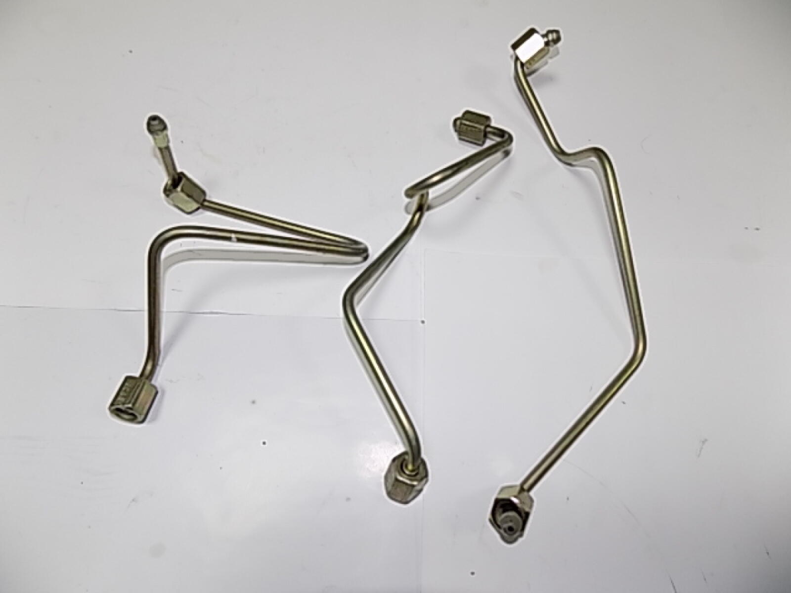 Трубки топливные высокого давления (к-т на 1 дв-ль.3 шт) TDQ 12 3L/High pressure injection lines, ki Трубки топливные высокого давления (к-т на 1 дв-ль.3 шт) TDQ 12 3L/High pressure injection lines, ki