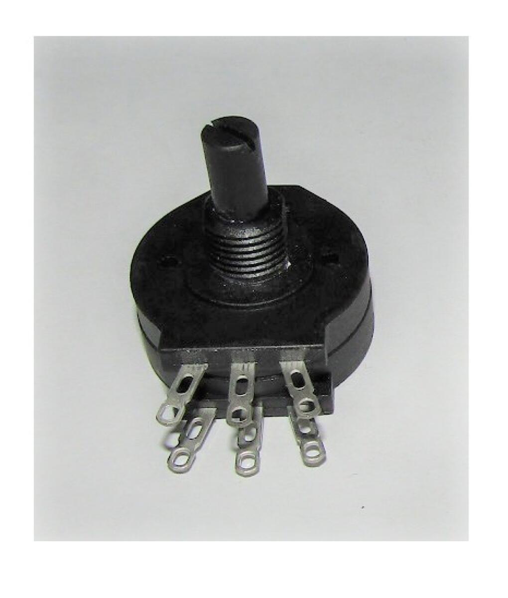 Регулятор сварочного тока (потенциометр) / Potentiometer RVS28G B102 (01.09.001.010) Регулятор сварочного тока (потенциометр) / Potentiometer RVS28G B102 (01.09.001.010)