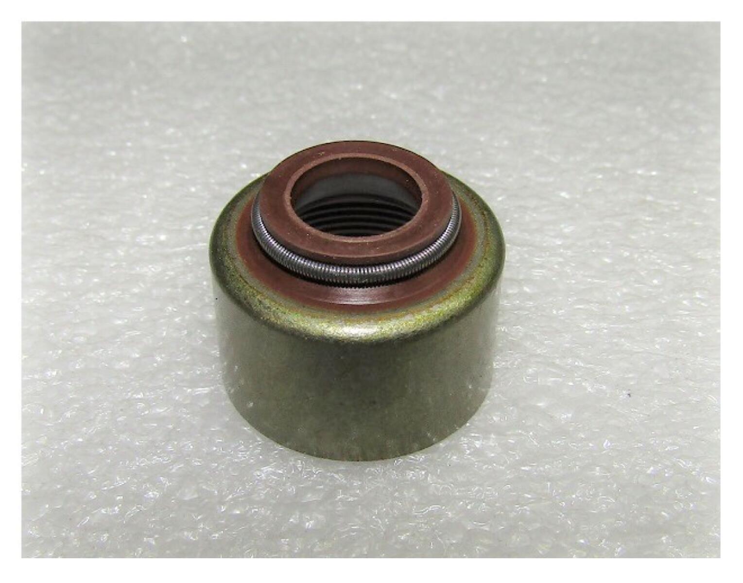 Колпачок маслосъемный Ricardo K4100DS; TDК 30 4L/Oil baffle Колпачок маслосъемный Ricardo K4100DS; TDК 30 4L/Oil baffle