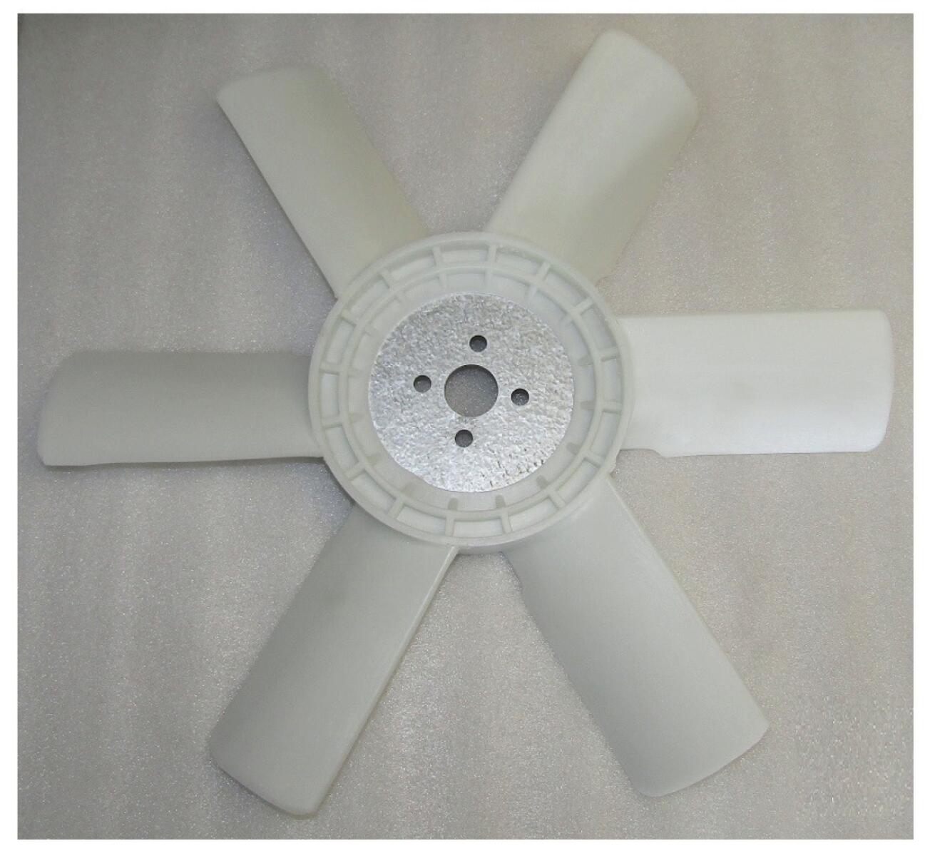 Крыльчатка вентилятора (D=450/6) Ricardo K4100DS; TDК 30 4L/Fan subassembly Крыльчатка вентилятора (D=450/6) Ricardo K4100DS; TDК 30 4L/Fan subassembly