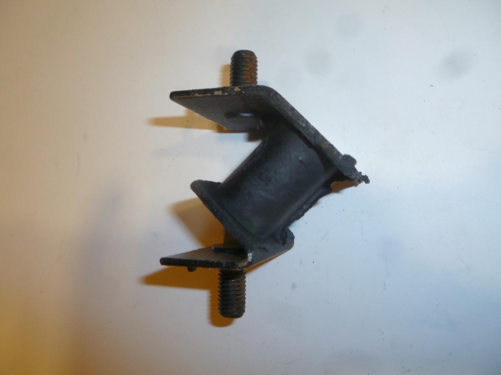 Амортизатор (виброопора) / Rubber mount Амортизатор (виброопора) / Rubber mount