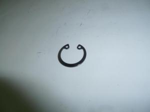 Кольцо стопорное пальца поршневого KM2V80 (D=22) / Retainer ring (20 GB/Е 893.1-1986) Кольцо стопорное пальца поршневого KM2V80 (D=22) / Retainer ring (20 GB/Е 893.1-1986)