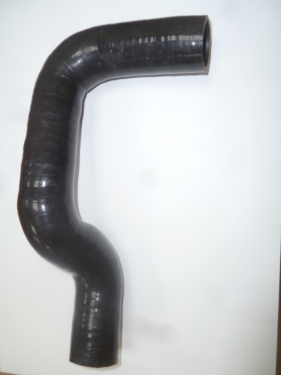 Патрубок радиатора нижний Ricardo Y480BD; TDK 14,17 4L/Rubber hose, water outlet Патрубок радиатора нижний Ricardo Y480BD; TDK 14,17 4L/Rubber hose, water outlet